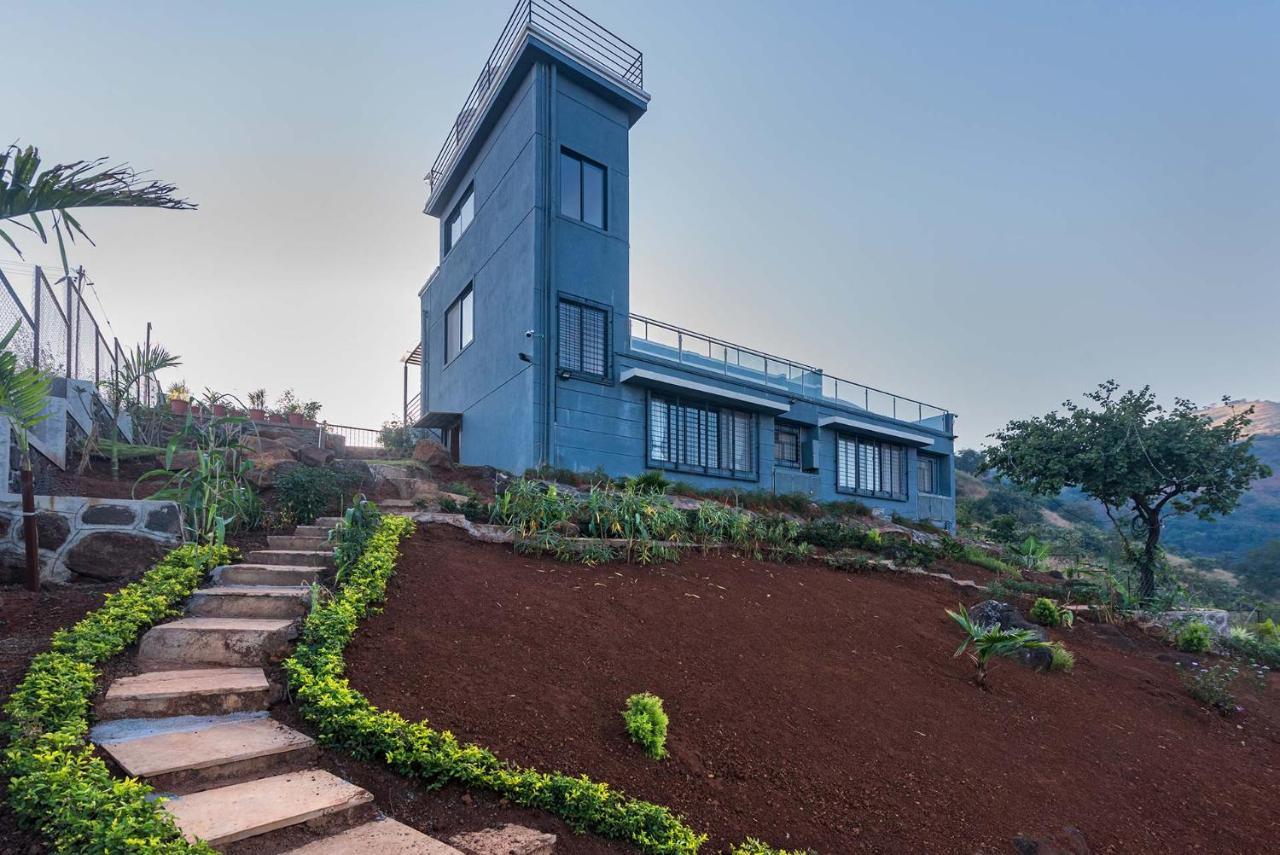 Eyes On The Lake By Stayvista - A Hillside Villa With A Captivating View Of The River Pune Exterior photo
